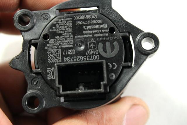 STIKALO START/STOP OEM N. 735625734 ORIGINAL REZERVNI DEL FIAT 500X 334 (DAL 2014)DIESEL LETNIK 2017
