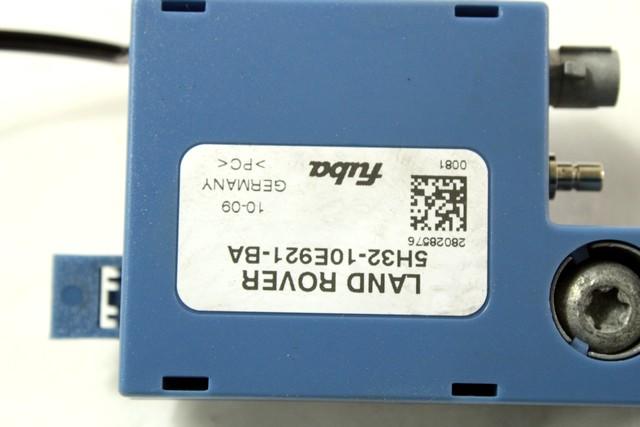 OJACEVALEC / ANTENA OEM N. 5H32-10E921-BA ORIGINAL REZERVNI DEL LAND ROVER RANGE ROVER SPORT L320 MK1 R (2010 -2013)DIESEL LETNIK 2010