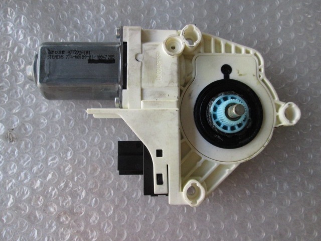 DVIZNI MEHANIZEM SPREDNIH STEKEL  OEM N. 4F0959802D ORIGINAL REZERVNI DEL AUDI A6 C6 4F2 4FH 4F5 BER/SW/ALLROAD (07/2004 - 10/2008) DIESEL LETNIK 2007