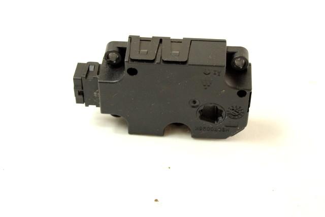 MOTORCEK OGREVANJA OEM N. CZ113930-0856 ORIGINAL REZERVNI DEL MERCEDES CLASSE B W246 (2011 - 2018)DIESEL LETNIK 2012