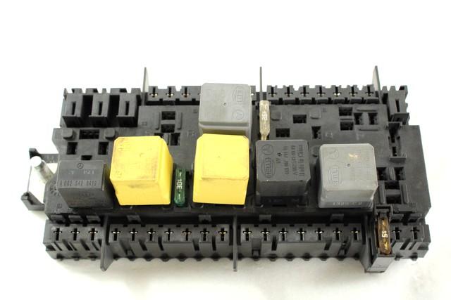 VAROVALKE/RELE' OEM N. A2469060093 ORIGINAL REZERVNI DEL MERCEDES CLASSE B W246 (2011 - 2018)DIESEL LETNIK 2012