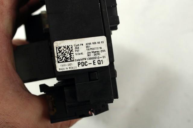 VAROVALKE/RELE' OEM N. A2469060093 ORIGINAL REZERVNI DEL MERCEDES CLASSE B W246 (2011 - 2018)DIESEL LETNIK 2012