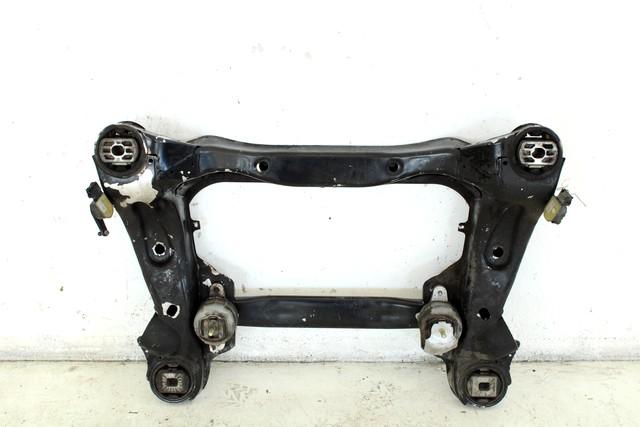 SPREDNJA OS/NOSILEC MOTORJA OEM N. 4E0399313D ORIGINAL REZERVNI DEL AUDI A8 MK2 D3/4E (2002 - 2009)BENZINA LETNIK 2004