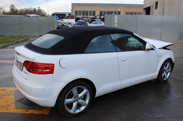 AUDI A3 CABRIOLET 2.0 D 103KW AUT 2P (2009) RICAMBIO USATO 