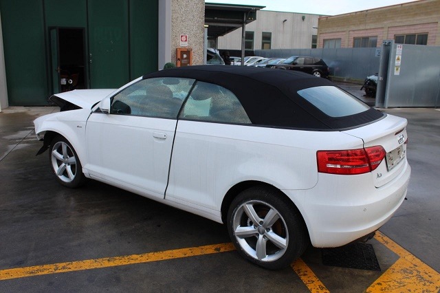 AUDI A3 CABRIOLET 2.0 D 103KW AUT 2P (2009) RICAMBIO USATO 
