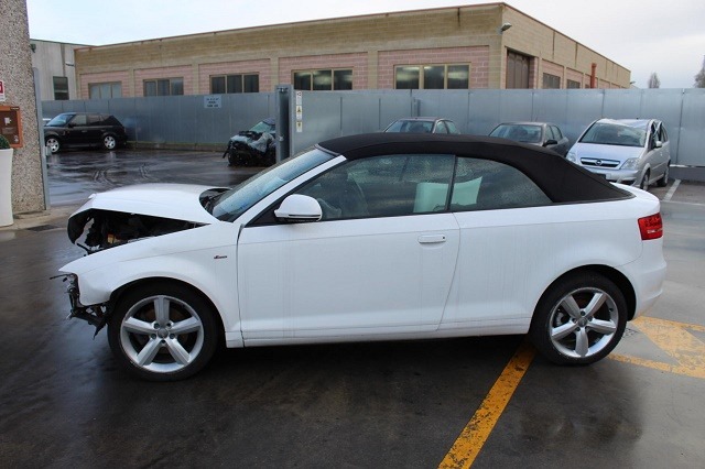 AUDI A3 CABRIOLET 2.0 D 103KW AUT 2P (2009) RICAMBIO USATO 