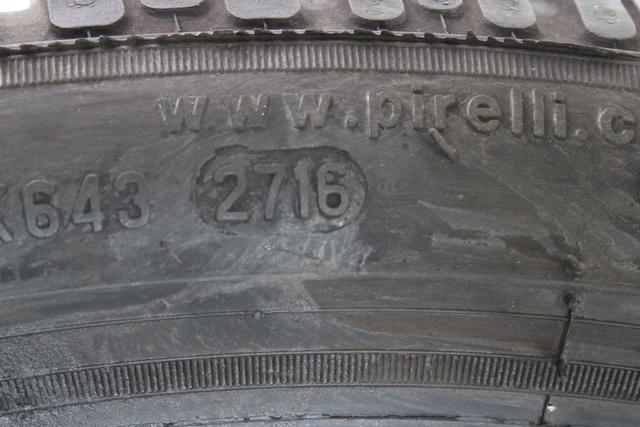 2 ZIMSKE PNEVMATIKE OEM N. 295/30 R20 ORIGINAL REZERVNI DEL 29520 LETNIK 2016