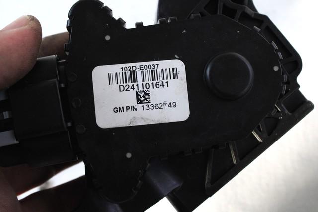 PEDALI OEM N. 13362749 ORIGINAL REZERVNI DEL OPEL MERIVA B S10 (2010 -2017)DIESEL LETNIK 2013