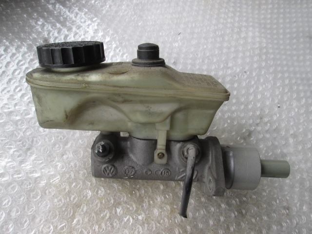 ZAVORNI CILINDER OEM N. 1H01611019C ORIGINAL REZERVNI DEL VOLKSWAGEN POLO 6N1 6V2 (11/1994 - 01/2000)BENZINA LETNIK 1997