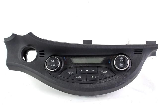 KONTROLNA ENOTA KLIMATSKE NAPRAVE / AVTOMATSKA KLIMATSKA NAPRAVA OEM N. 559000D360C0 ORIGINAL REZERVNI DEL TOYOTA YARIS P13 MK3 XP130 (2011-2017)IBRIDO (ELETRICO-BENZINA) LETNIK 2014