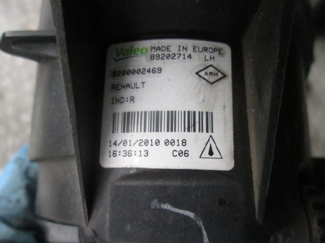 LEVA MEGLENKA OEM N. 8200002469 ORIGINAL REZERVNI DEL RENAULT CLIO BR0//1 CR0/1 KR0/1 MK3 R (05/2009 - 2013) BENZINA LETNIK 2010