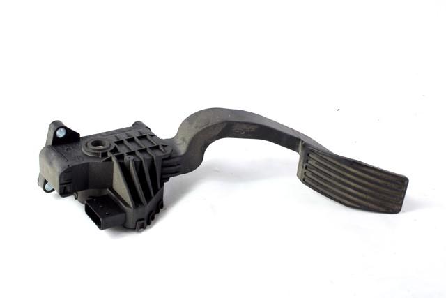 PEDALI OEM N. 55702020 ORIGINAL REZERVNI DEL ALFA ROMEO MITO 955 (2008 - 2018) DIESEL LETNIK 2012