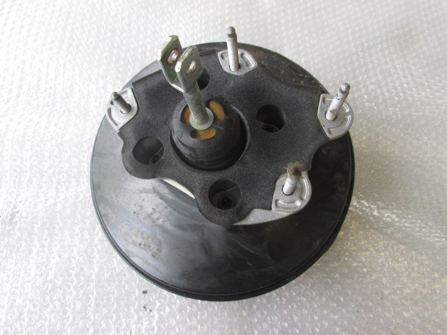 SERVO OJACEVALNIK ZAVOR OEM N. 7701208879 ORIGINAL REZERVNI DEL RENAULT CLIO BR0//1 CR0/1 KR0/1 MK3 R (05/2009 - 2013) BENZINA LETNIK 2010