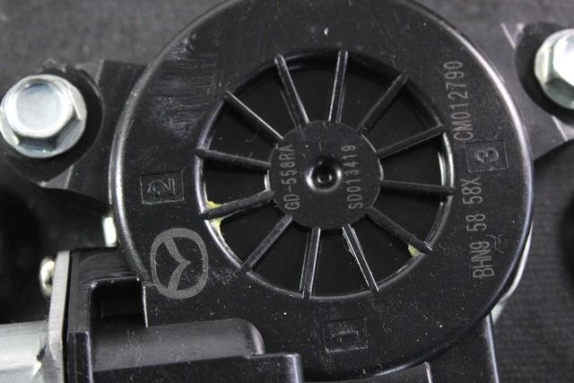 MEHANIZEM DVIGA ZADNJIH STEKEL  OEM N. 21148 SISTEMA ALZACRISTALLO PORTA POSTERIORE ELETT ORIGINAL REZERVNI DEL MAZDA 3 MK3 BM BN (2013 - 2019)DIESEL LETNIK 2013