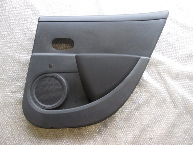 VRATNI PANEL OEM N. PNPDTRNCLIOBR0MK3RBR5P ORIGINAL REZERVNI DEL RENAULT CLIO BR0//1 CR0/1 KR0/1 MK3 R (05/2009 - 2013) BENZINA LETNIK 2010