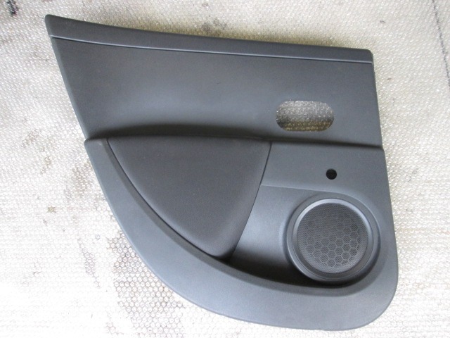 VRATNI PANEL OEM N. PNPSTRNCLIOBR0MK3RBR5P ORIGINAL REZERVNI DEL RENAULT CLIO BR0//1 CR0/1 KR0/1 MK3 R (05/2009 - 2013) BENZINA LETNIK 2010