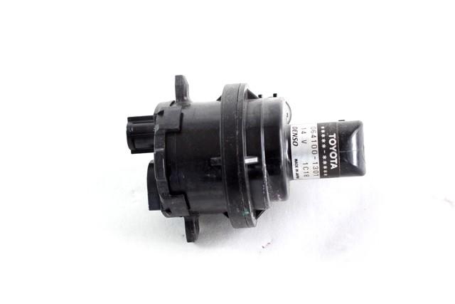 VODNA CRPALKA  OEM N. 064100-1301 ORIGINAL REZERVNI DEL LEXUS NX Z1 (2014 - 2021)IBRIDO (ELETRICO-BENZINA) LETNIK 2019