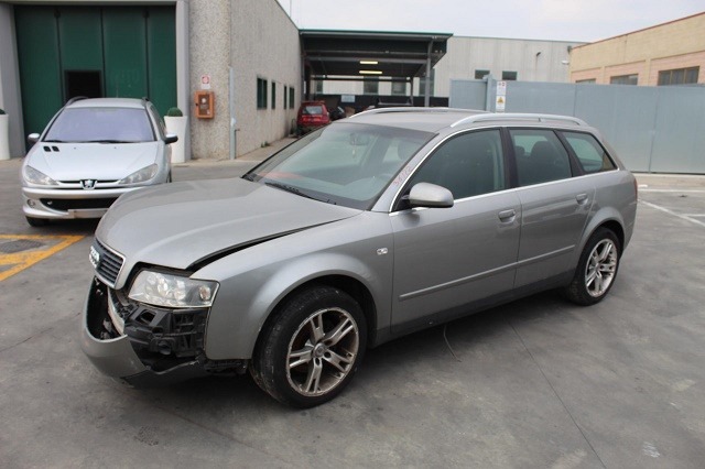 AUDI A4 SW 1.9 D 96KW 5M 5P (2003) RICAMBIO USATO 