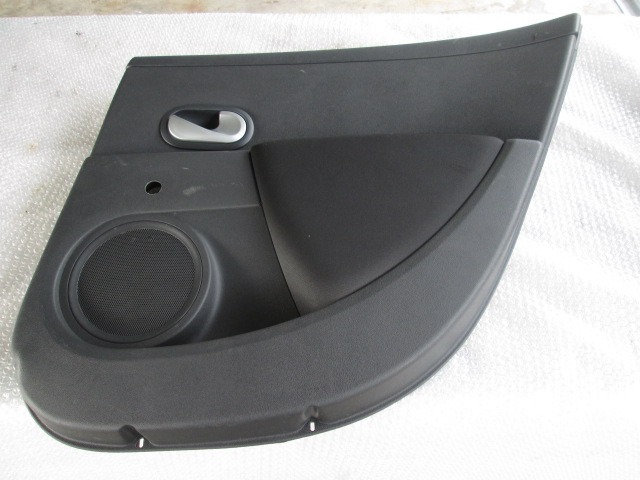 VRATNI PANEL OEM N. PNPDTRNCLIOBR0MK3RBR5P ORIGINAL REZERVNI DEL RENAULT CLIO BR0//1 CR0/1 KR0/1 MK3 R (05/2009 - 2013) BENZINA LETNIK 2009