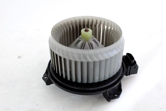 VENTILATOR  KABINE  OEM N. AV272700-0311 ORIGINAL REZERVNI DEL FIAT SEDICI FY R (05/2009 - 2014) BENZINA LETNIK 2009