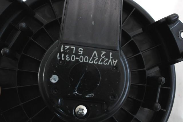 VENTILATOR  KABINE  OEM N. AV272700-0311 ORIGINAL REZERVNI DEL FIAT SEDICI FY R (05/2009 - 2014) BENZINA LETNIK 2009