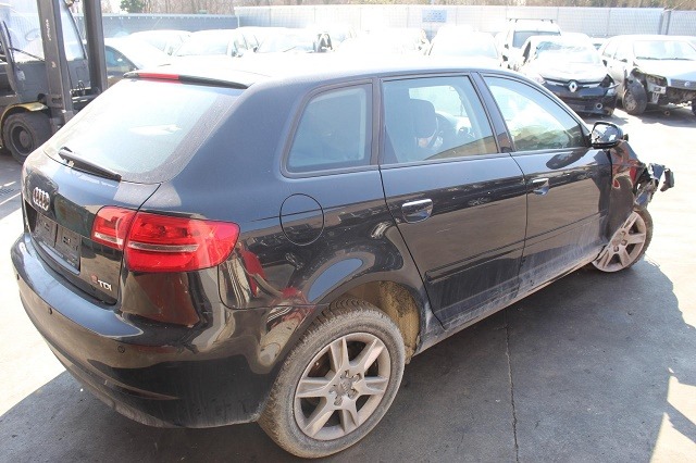 AUDI A3 1.6 D 77KW 5M 5P (2012) RICAMBI IN MAGAZZINO