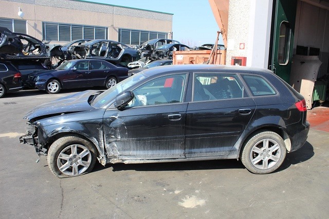 AUDI A3 1.6 D 77KW 5M 5P (2012) RICAMBIO USATO 