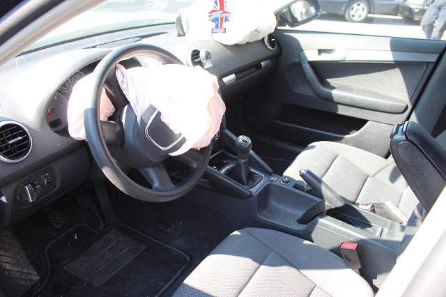 AUDI A3 1.6 D 77KW 5M 5P (2012) RICAMBIO USATO 