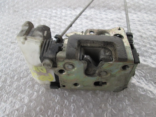 CENTRALNO ZAKLEPANJE ZADNJIH DESNIH VRAT OEM N. 46536067 ORIGINAL REZERVNI DEL FIAT PUNTO 188 188AX MK2 (1999 - 2003) DIESEL LETNIK 2001
