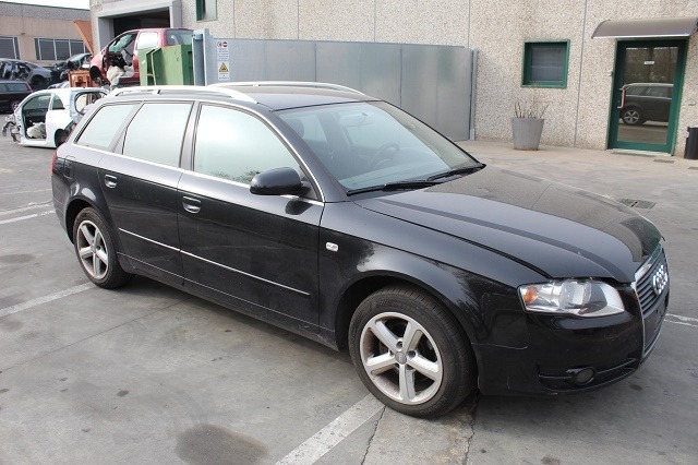 AUDI A4 SW 2.0 D 103KW AUT 5P (2006) RICAMBIO USATO 