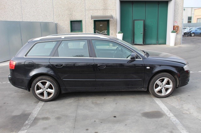 AUDI A4 SW 2.0 D 103KW AUT 5P (2006) RICAMBIO USATO 