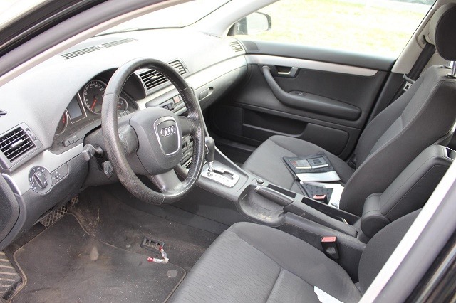 AUDI A4 SW 2.0 D 103KW AUT 5P (2006) RICAMBIO USATO 