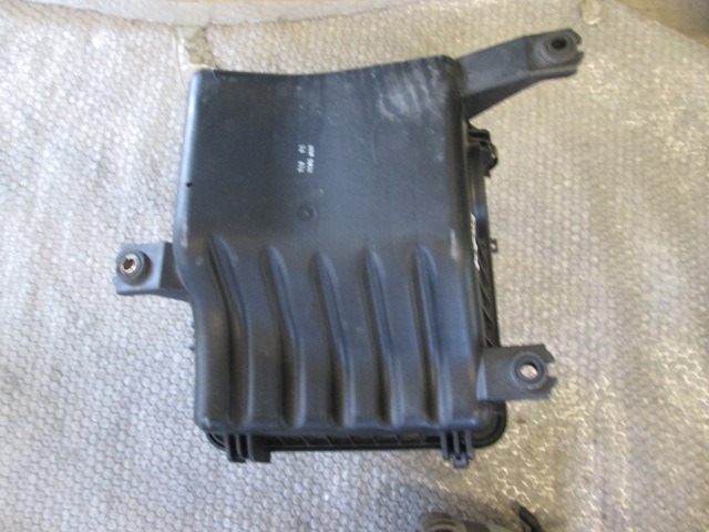 FILTAR ZRAKA OEM N. 2,81E+205 ORIGINAL REZERVNI DEL KIA SORENTO JC MK1 (2002 - 2009) DIESEL LETNIK 2004