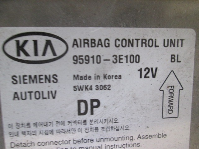 KIT AIRBAG KOMPLET OEM N. 16914 KIT AIRBAG COMPLETO ORIGINAL REZERVNI DEL KIA SORENTO JC MK1 (2002 - 2009) DIESEL LETNIK 2004