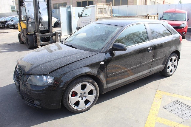 AUDI A3 1.9 D 77KW 5M 3P (2005) RICAMBI IN MAGAZZINO