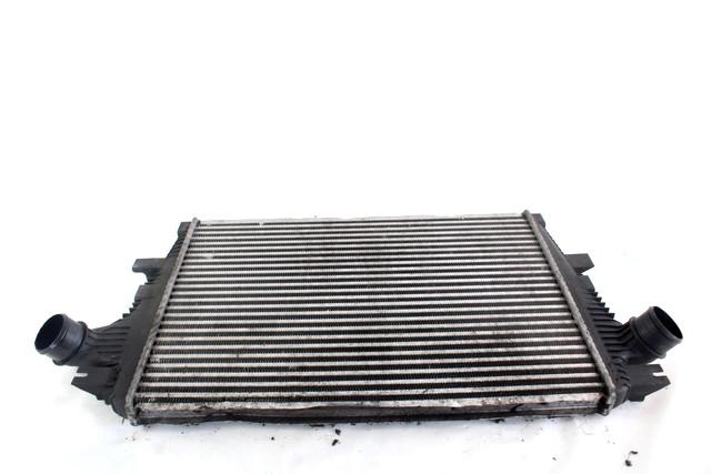 HLADILNIK INTERCOOLER OEM N. 50507299 ORIGINAL REZERVNI DEL ALFA ROMEO 159 939 BER/SW (2005 - 2013) DIESEL LETNIK 2006