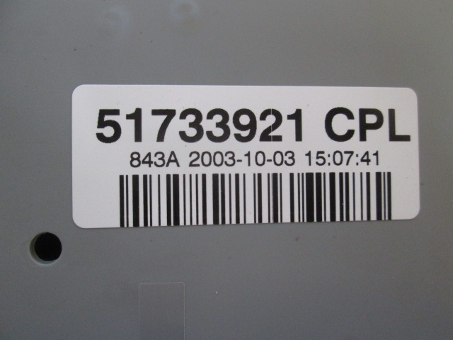 VAROVALKE/RELE' OEM N. 51733921 ORIGINAL REZERVNI DEL LANCIA Y YPSILON 843 (2003-2006) BENZINA LETNIK 2004