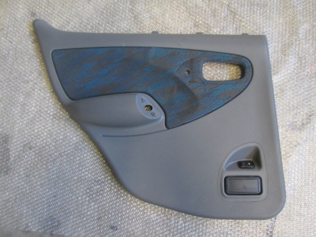 VRATNI PANEL OEM N. PNPSTTAINDIGOSW5P ORIGINAL REZERVNI DEL TATA INDIGO SW (2002 - 2009)DIESEL LETNIK 2006