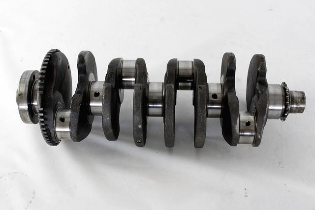 GRED MOTORJA OEM N. 038105021C ORIGINAL REZERVNI DEL VOLKSWAGEN NEW BEETLE 9C1 1C1 1Y7 (1999 - 2006) DIESEL LETNIK 2004