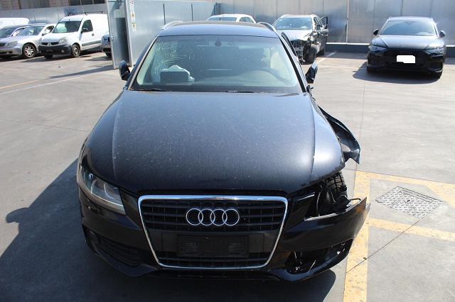 AUDI A4 B8 SW 2.0 D 105KW 6M 5P (2010) RICAMBIO USATO 