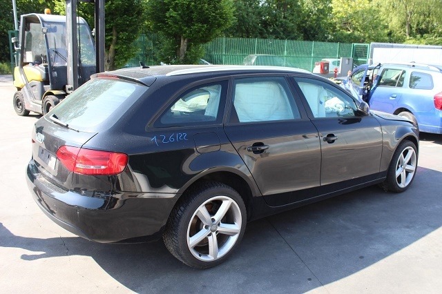 AUDI A4 B8 SW 2.0 D 105KW 6M 5P (2010) RICAMBIO USATO 