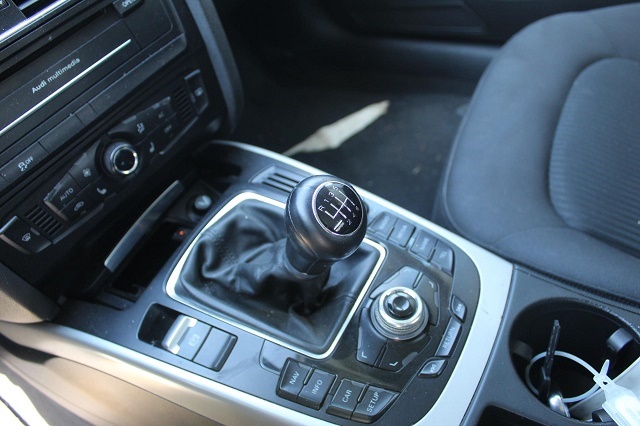 AUDI A4 B8 SW 2.0 D 105KW 6M 5P (2010) RICAMBIO USATO 