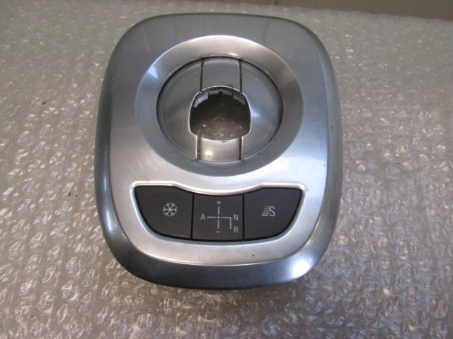 SREDINSKA KONZOLA  OEM N. 13209274 ORIGINAL REZERVNI DEL OPEL CORSA D S07 (2006 - 2011) BENZINA LETNIK 2008