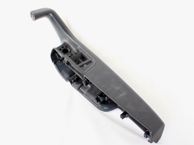 SREDINSKA KONZOLA OEM N. 4M0867165 ORIGINAL REZERVNI DEL AUDI Q7 4M (DAL 2015)DIESEL LETNIK 2019