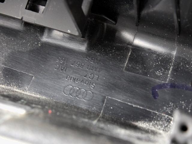SREDINSKA KONZOLA OEM N. 4M0867165 ORIGINAL REZERVNI DEL AUDI Q7 4M (DAL 2015)DIESEL LETNIK 2019