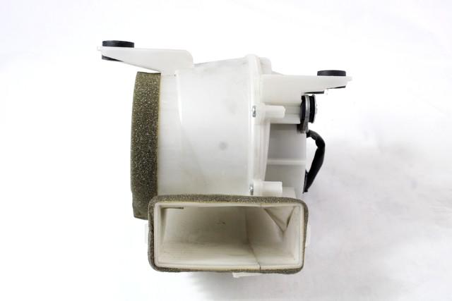 VENTILATOR  KABINE  OEM N. G9230-12010 ORIGINAL REZERVNI DEL TOYOTA AURIS E18 MK2 (2012 - 2018) IBRIDO (ELETRICO-BENZINA) LETNIK 2013