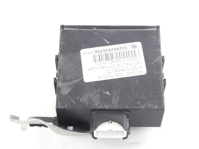 CENTRALNO ZAKLEPANJE OEM N. 897400H011 ORIGINAL REZERVNI DEL PEUGEOT 107 PM PN (2005 - 2014) BENZINA LETNIK 2013