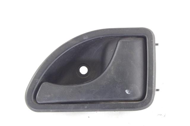 NOTRANJA KLJUKA  OEM N. 8200247803 ORIGINAL REZERVNI DEL RENAULT KANGOO KC0/1 MK1 R (2003-2008) DIESEL LETNIK 2006