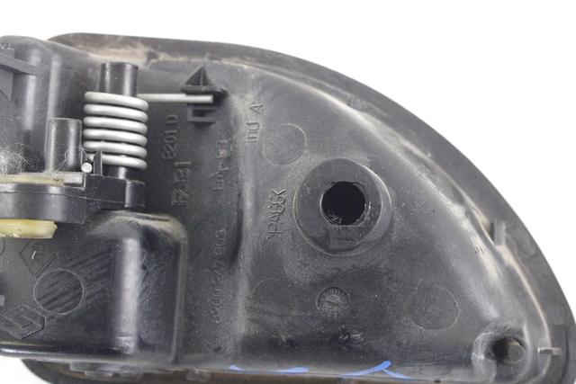 NOTRANJA KLJUKA  OEM N. 8200247803 ORIGINAL REZERVNI DEL RENAULT KANGOO KC0/1 MK1 R (2003-2008) DIESEL LETNIK 2006