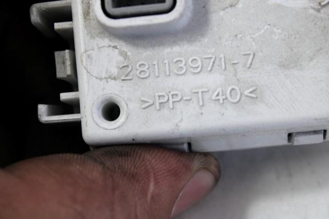 KRMILNA ENOTA NAVIGACIJSKE ENOTE OEM N. 280380655R ORIGINAL REZERVNI DEL RENAULT CLIO BR0//1 CR0/1 KR0/1 MK3 R (05/2009 - 2013) DIESEL LETNIK 2010